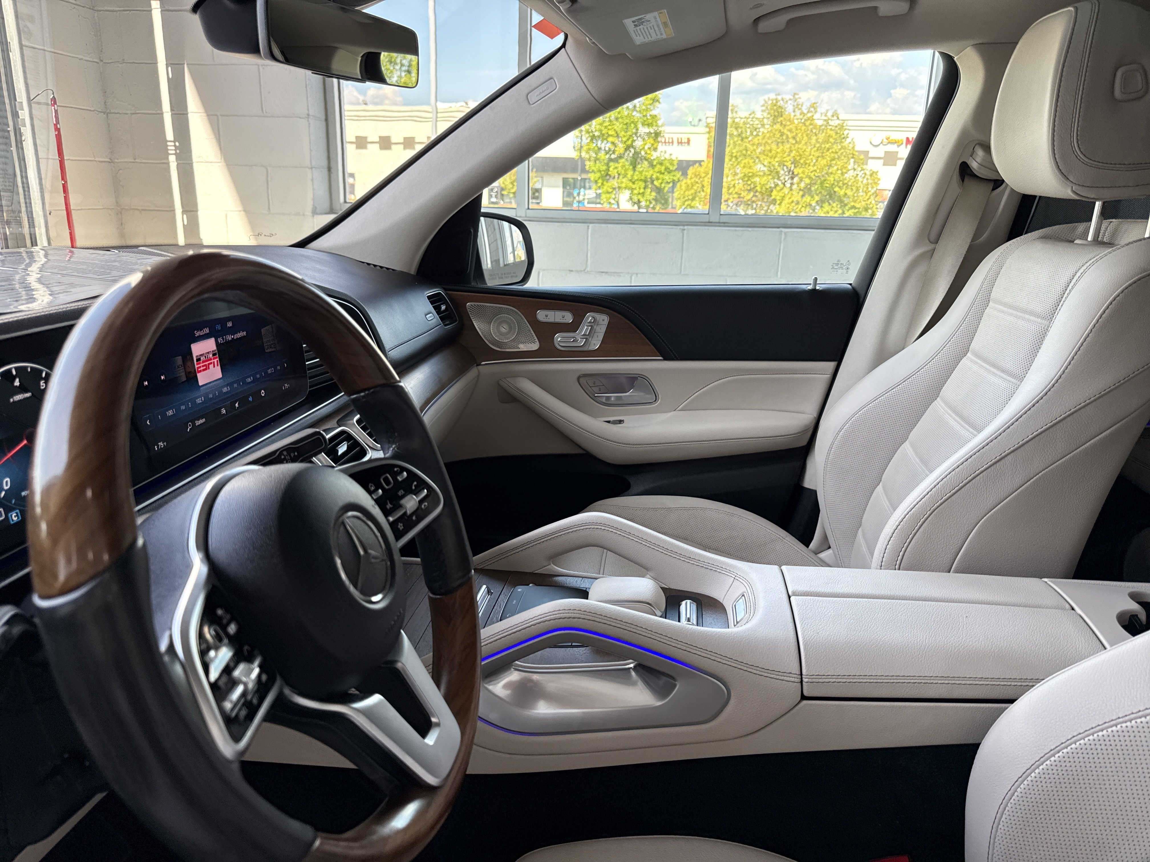 Certified 2022 Mercedes-Benz GLS 450 4MATIC image 25