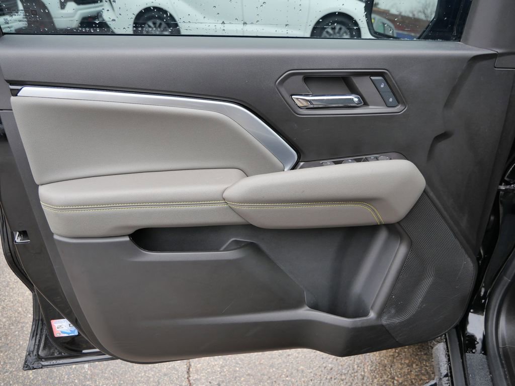 Used 2024 Chevrolet Colorado ZR2 image 28