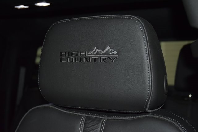 Used 2023 Chevrolet Silverado 2500 High Country w/ Z71 Off-Road Package image 45