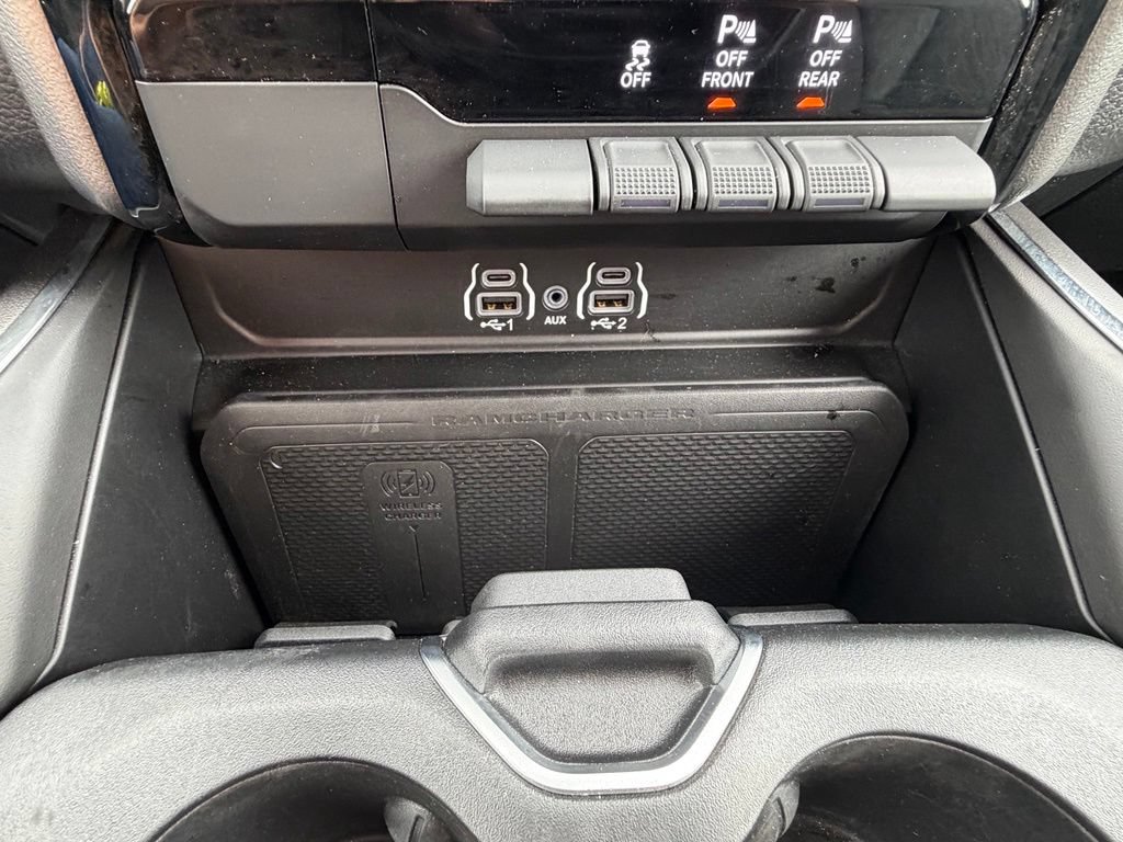 Used 2025 RAM 1500 Big Horn AWD/4WD image 42