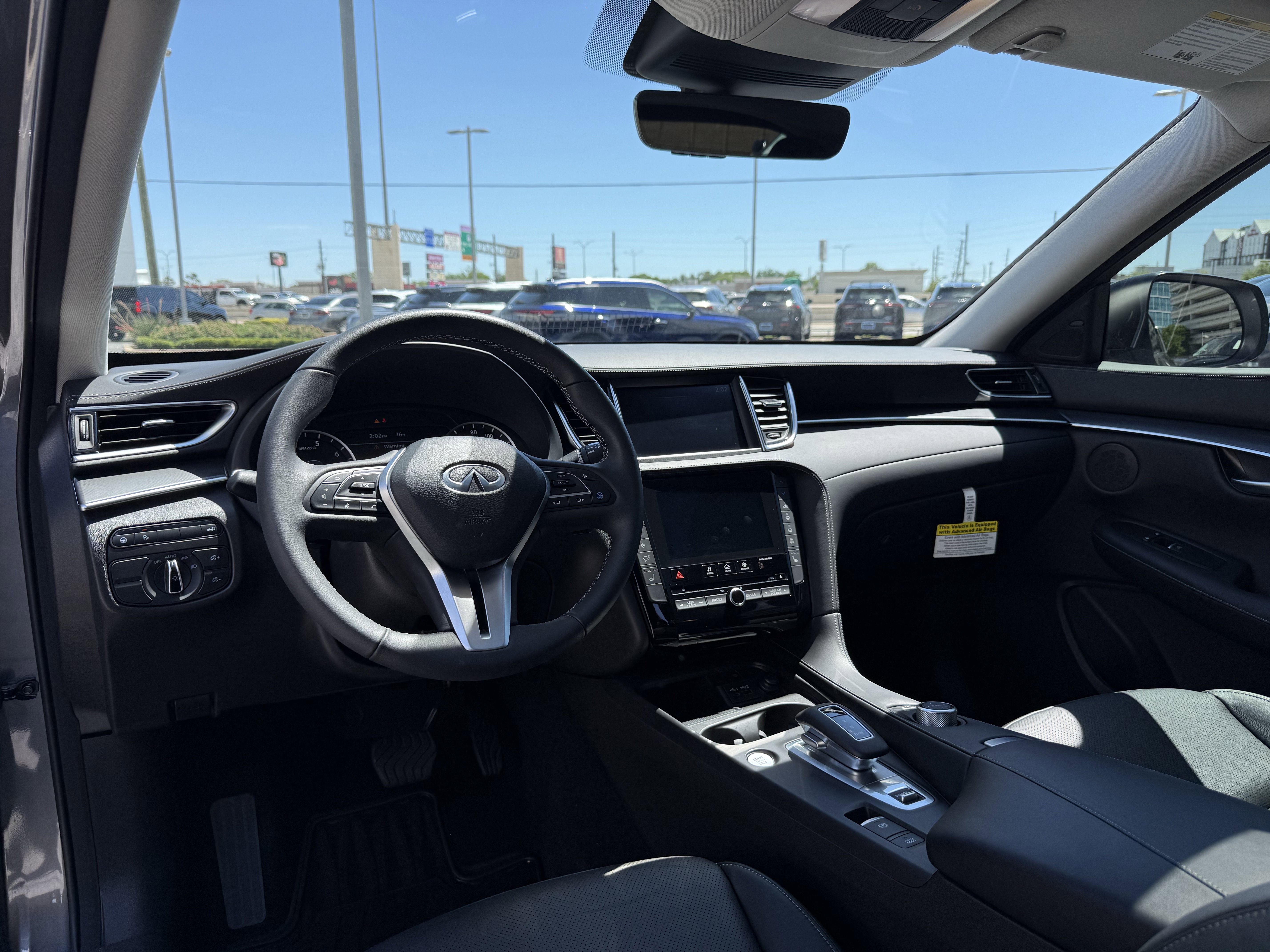 Certified 2025 INFINITI QX50 Luxe image 16