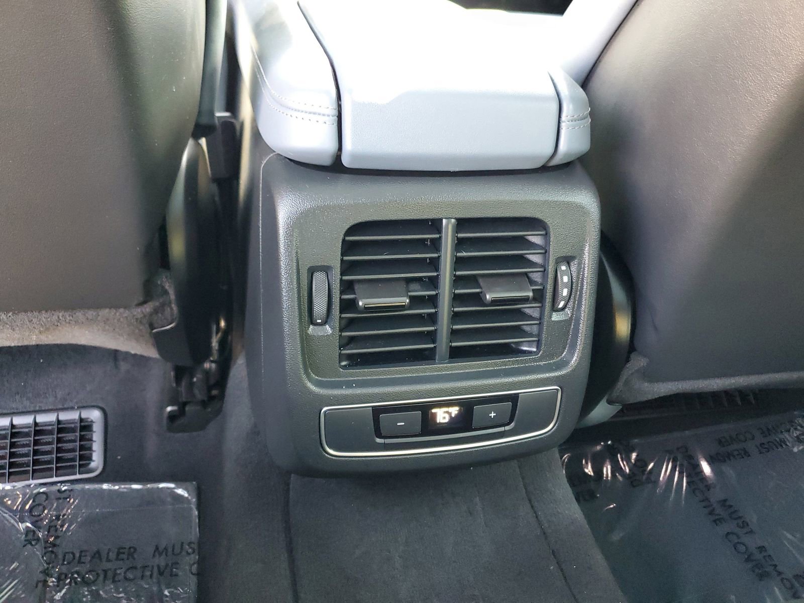 Used 2022 Audi e-tron GT Premium Plus w/ Performance Package image 12