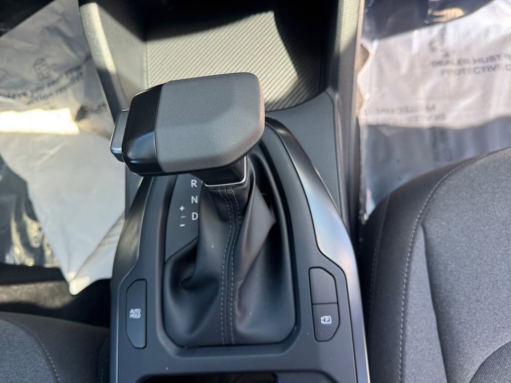 Used 2025 Kia K4 LXS image 19