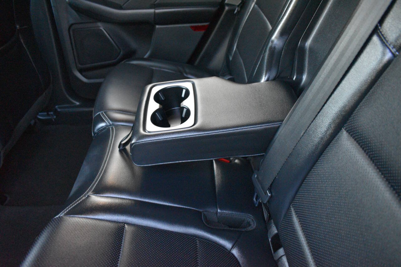 Used 2021 Ford Escape SEL w/ Technology Package FWD image 13