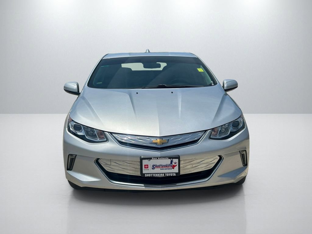 Used 2017 Chevrolet Volt LT FWD image 2