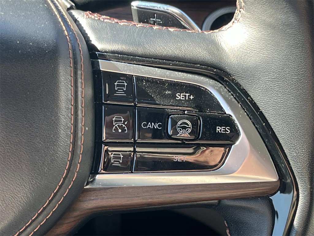 Used 2022 Jeep Grand Cherokee Summit w/ Adv Protech Group IV image 28