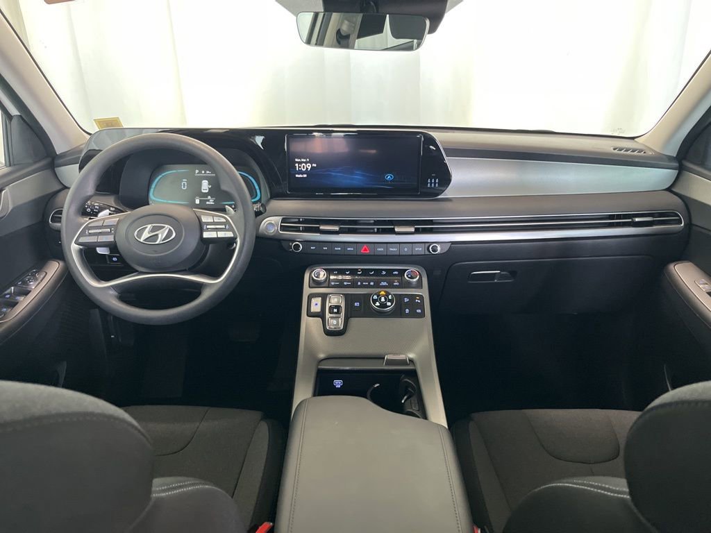 Used 2023 Hyundai Palisade SE w/ Cargo Package image 9
