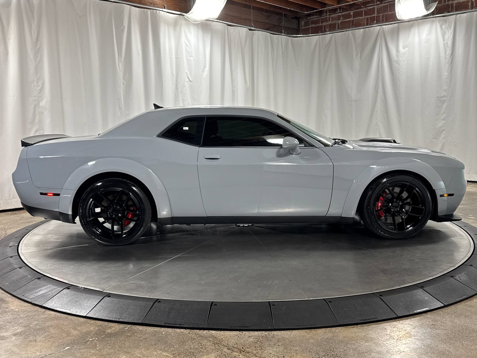 Used 2022 Dodge Challenger R/T Scat Pack RWD image 3