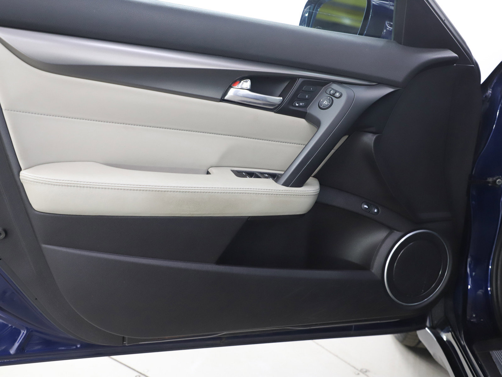 Used 2013 Acura TL SH-AWD image 17