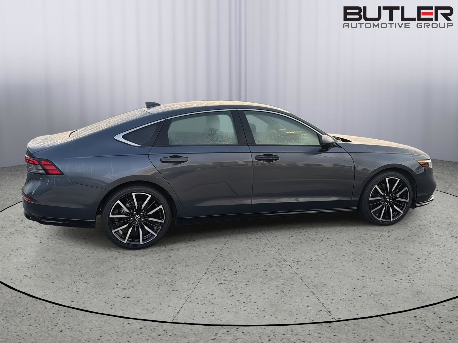 Used 2023 Honda Accord Touring image 7