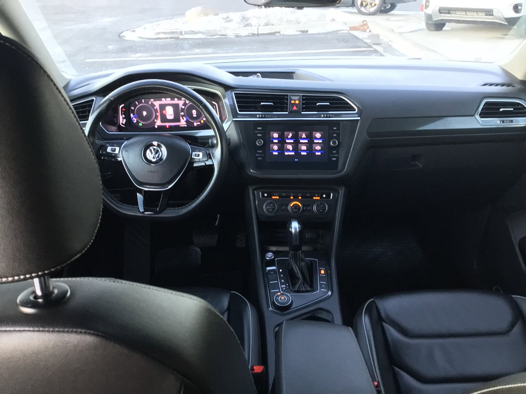 Used 2021 Volkswagen Tiguan SEL Premium R-Line image 15