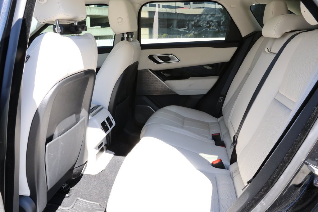 Used 2022 Land Rover Range Rover Velar S AWD/4WD image 28