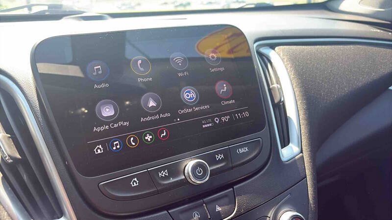 Used 2022 Chevrolet Malibu LT FWD image 16
