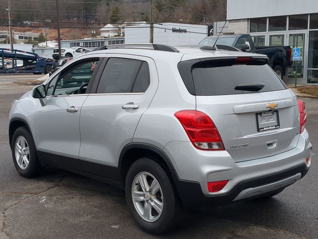Used 2019 Chevrolet Trax LT w/ LT Convenience Package AWD/4WD image 6