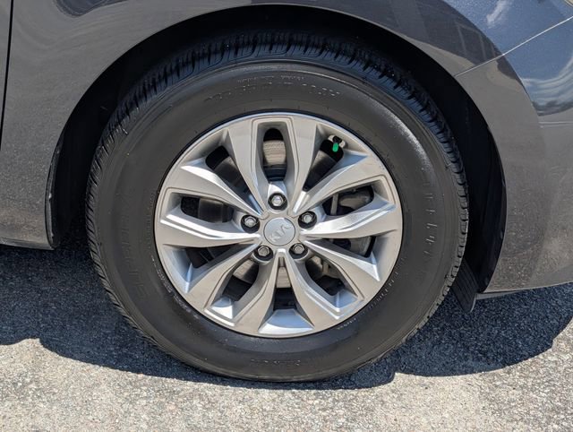Used 2019 Kia Sedona LX FWD image 11