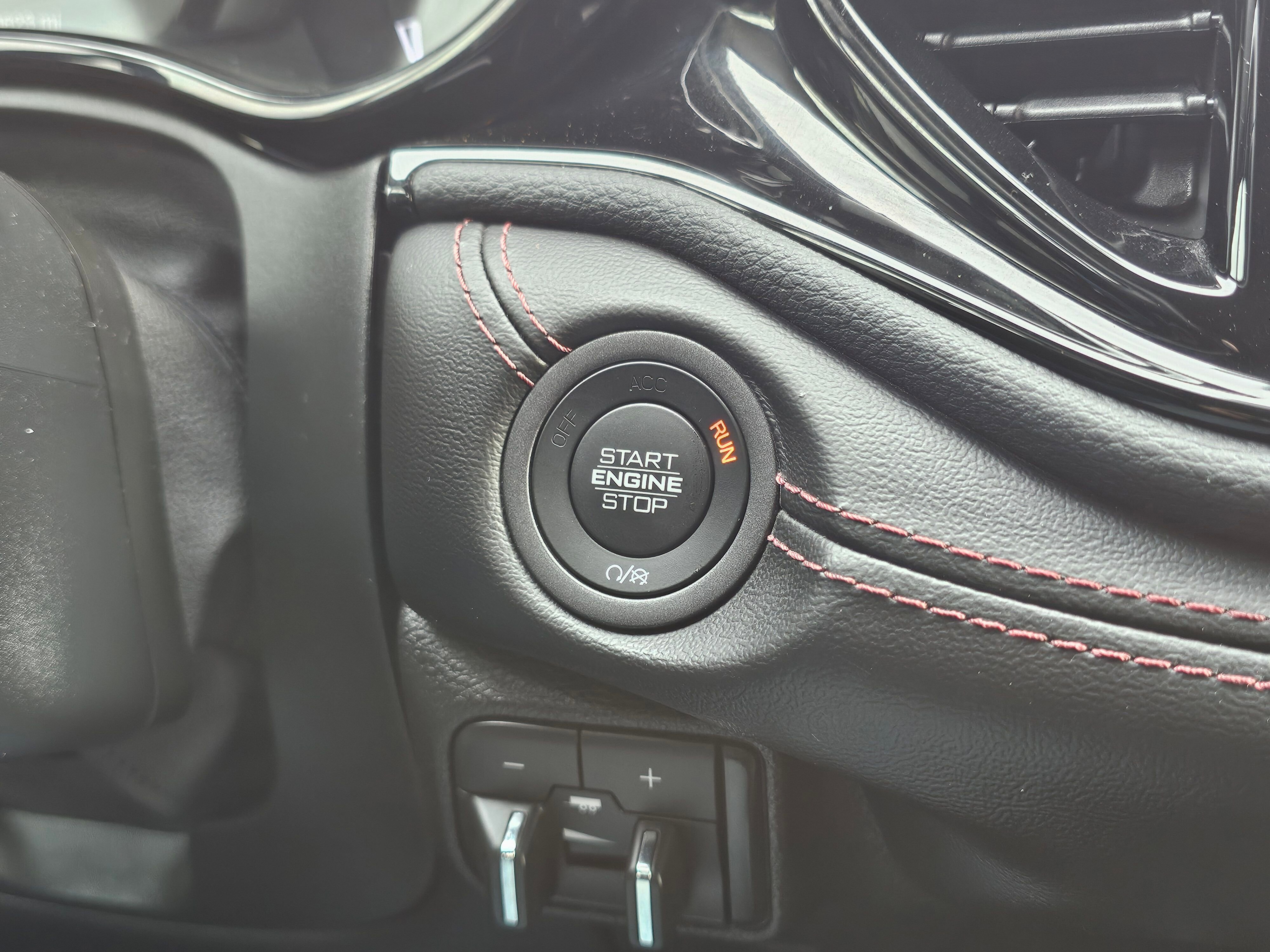 Used 2021 Dodge Durango R/T w/ Blacktop Package AWD/4WD image 23