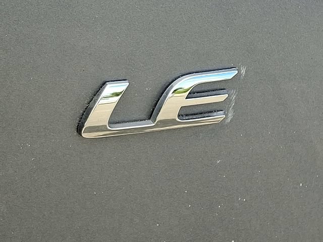 Used 2025 Toyota Corolla LE FWD image 30