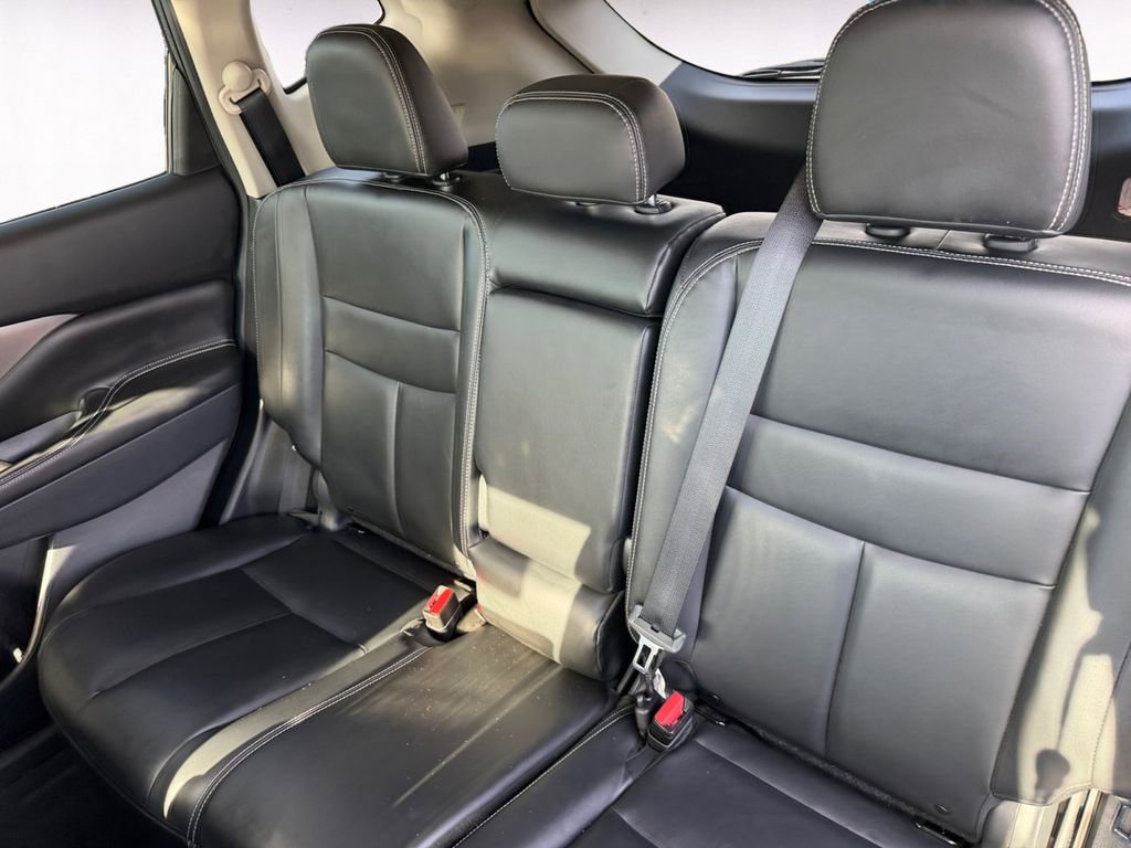 Used 2023 Nissan Murano SV image 13