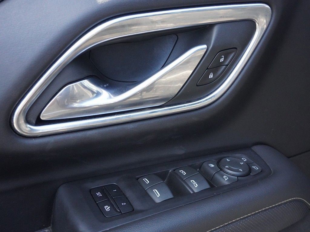 Used 2023 GMC Yukon SLT w/ SLT Premium Package image 51