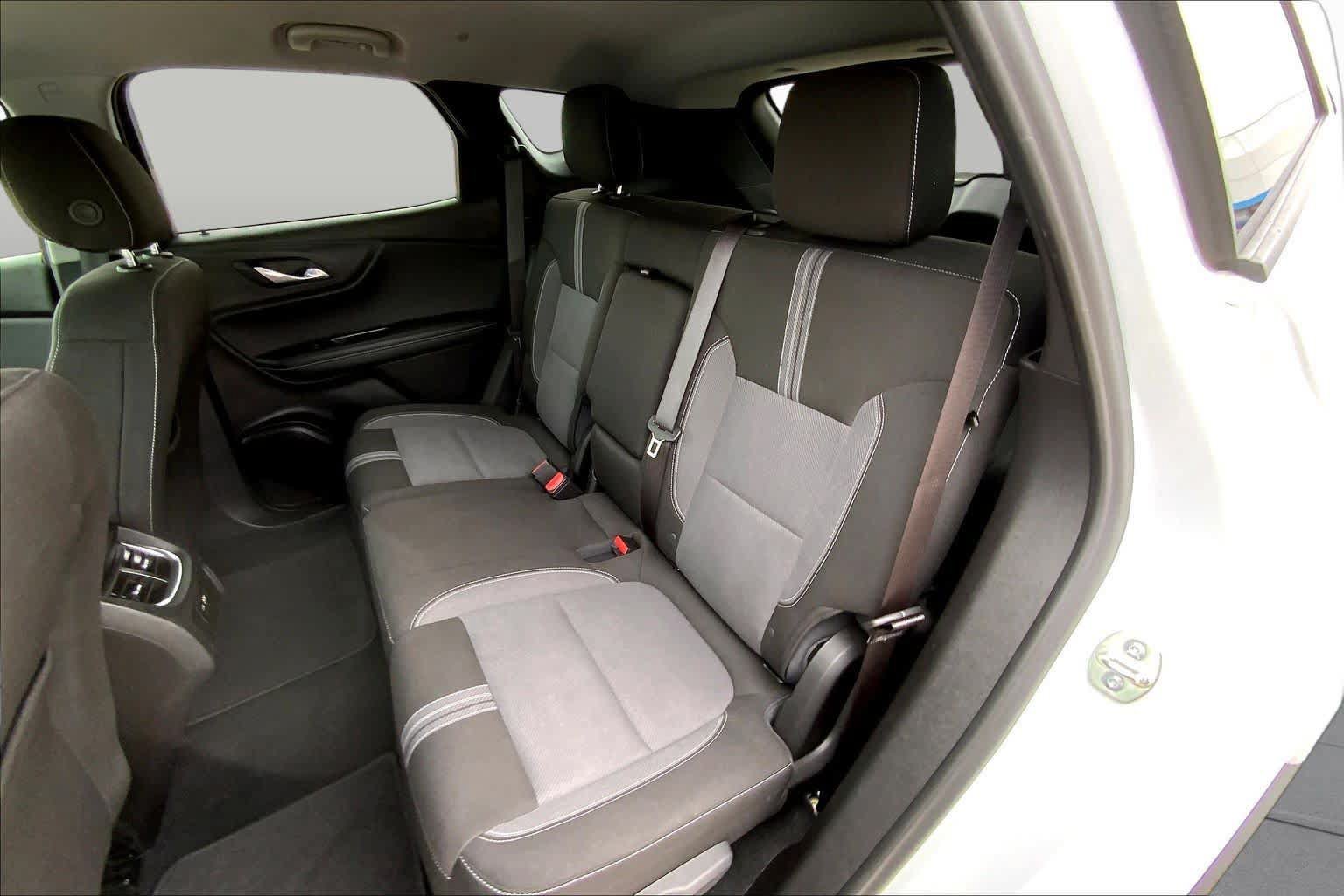 Certified 2025 Chevrolet Blazer LT FWD image 20