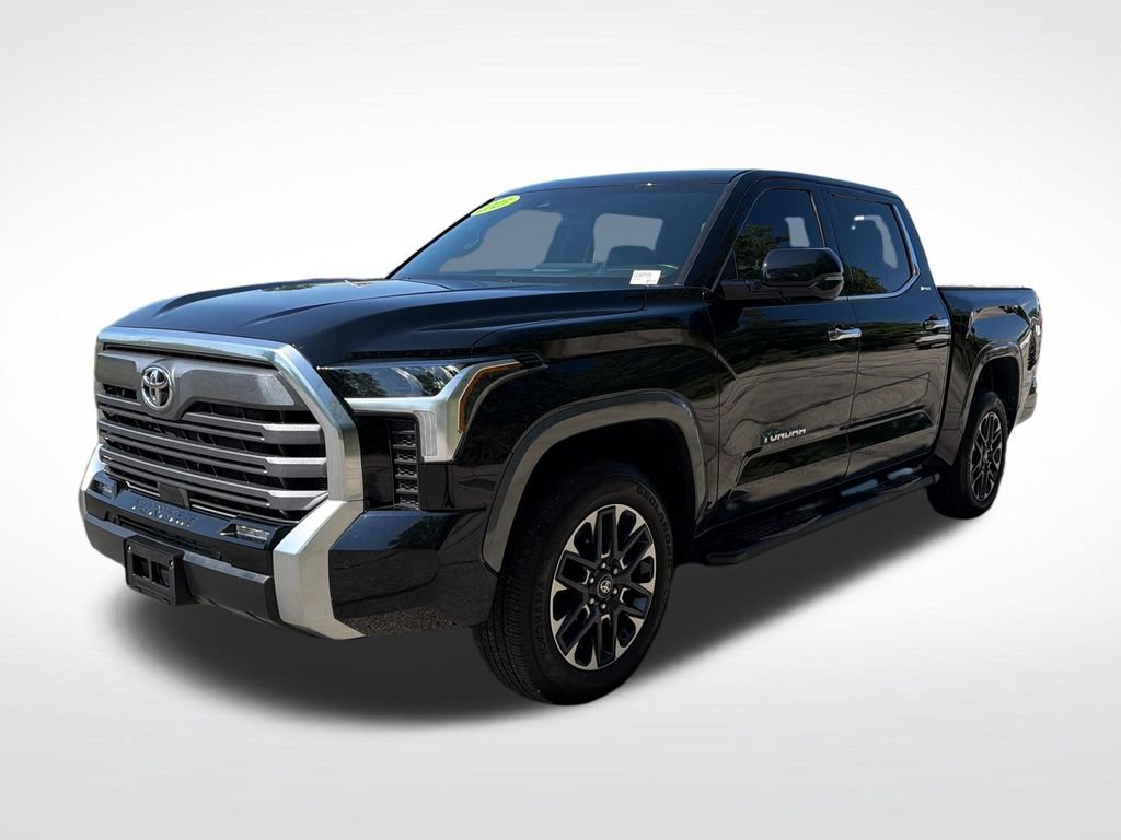 Used 2025 Toyota Tundra Limited AWD/4WD image 13