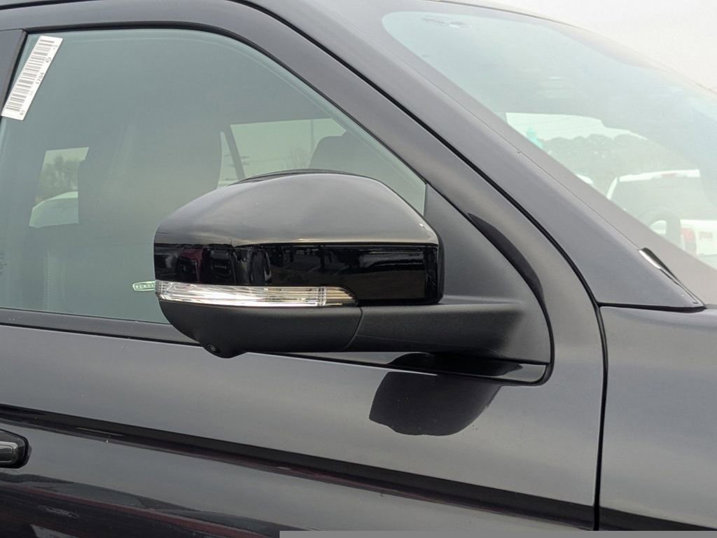 New 2026 Ford Expedition Platinum w/ Stealth Appearance Package image 12