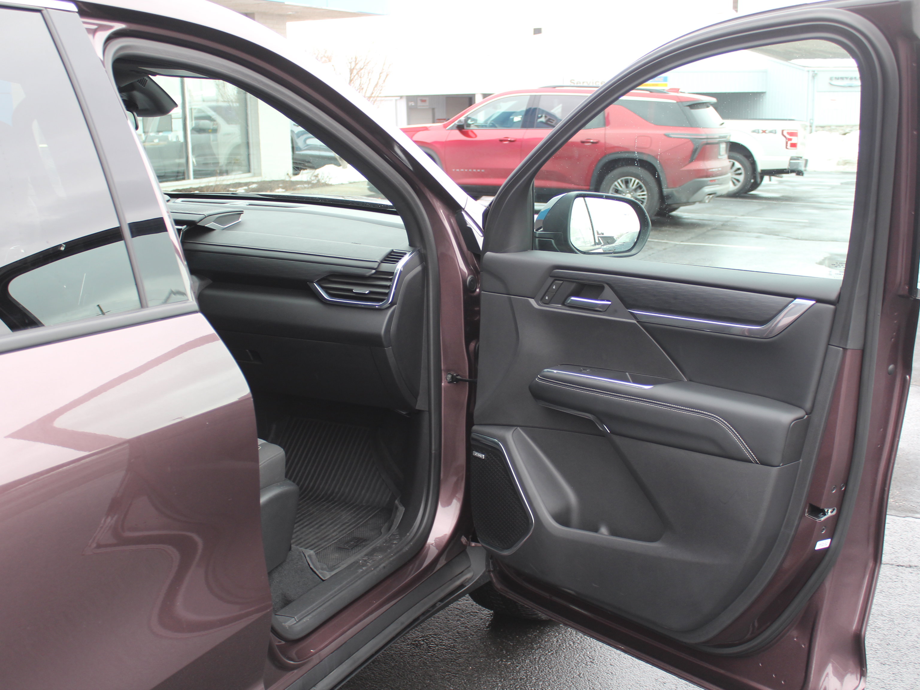 Certified 2025 GMC Acadia Elevation w/ LPO, Floor Liner Package image 27