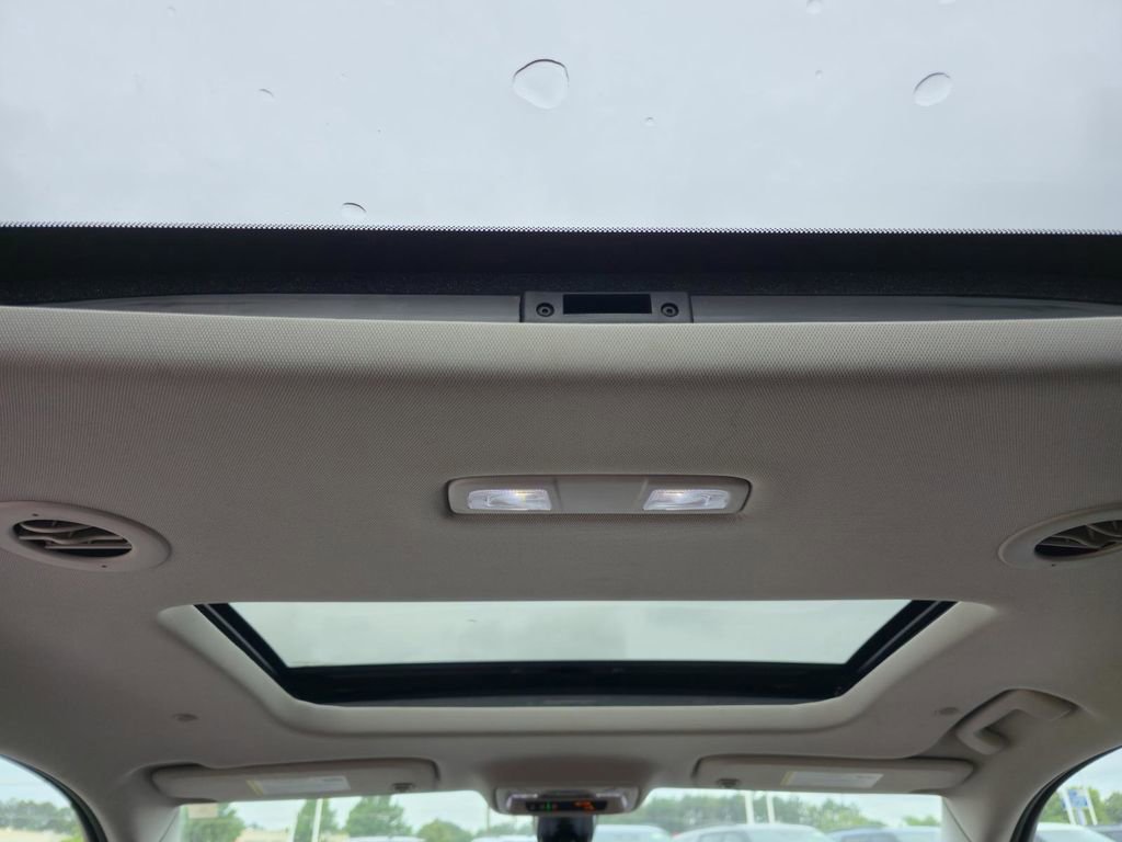 Used 2021 Chevrolet Traverse High Country w/ LPO, Floor Liner Package AWD/4WD image 42