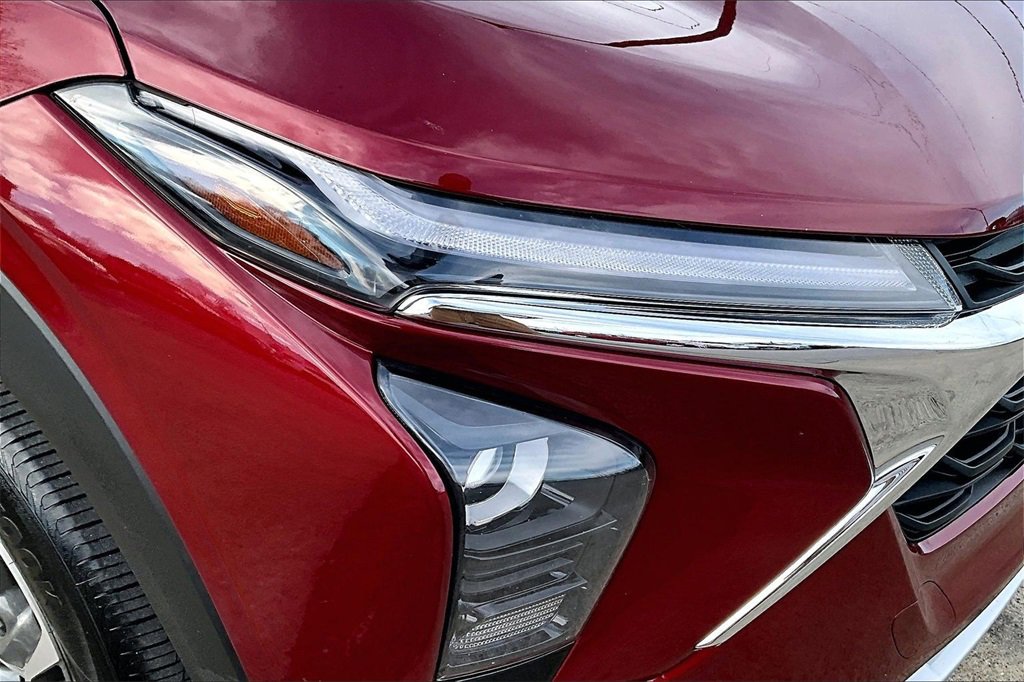 Used 2024 Chevrolet Trax LT w/ Sunroof Package image 30