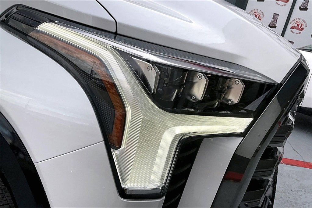 New 2026 Toyota Tundra Platinum image 24