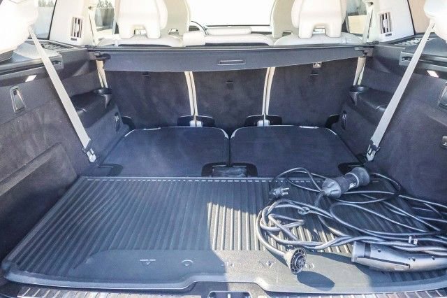 Used 2024 Volvo XC90 T8 Plus w/ Protection Package Premier image 25