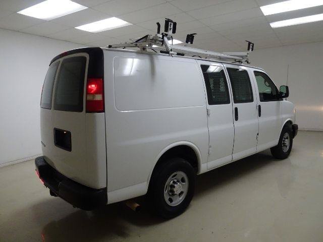Used 2015 Chevrolet Express 2500 RWD image 6