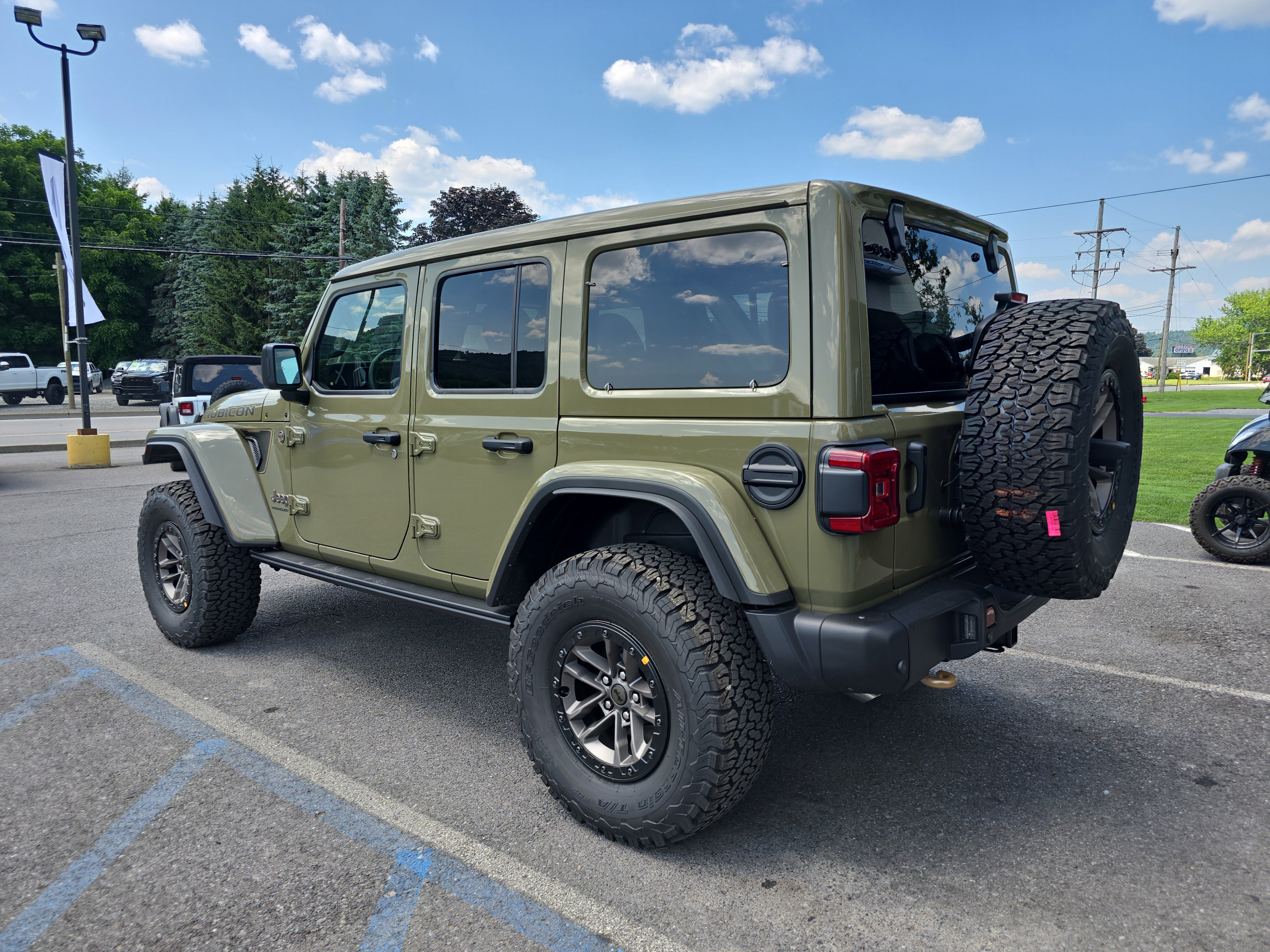 New 2025 Jeep Wrangler Unlimited Rubicon 392 image 6