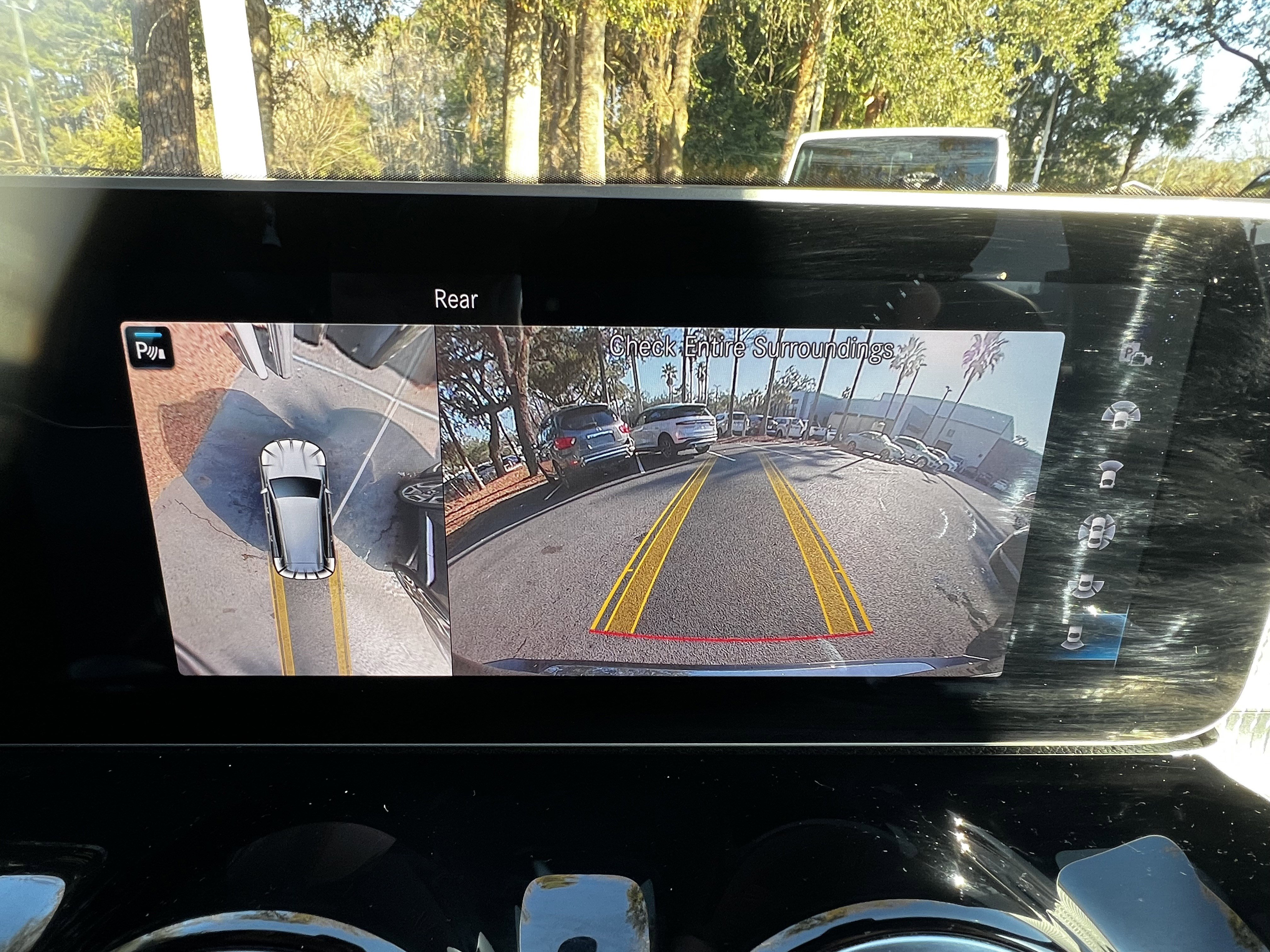 Used 2021 Mercedes-Benz GLB 250 image 26