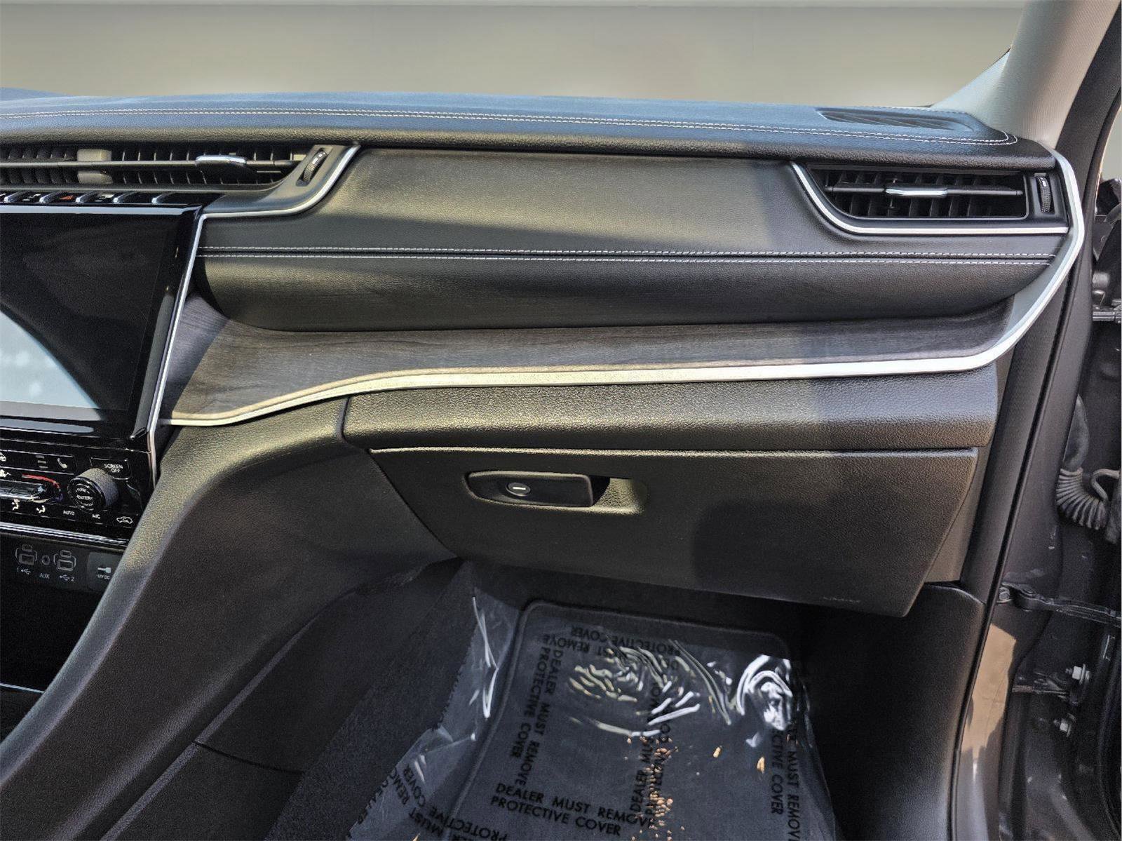 Used 2021 Jeep Grand Cherokee L Limited w/ Trailer Tow Group (B) image 30