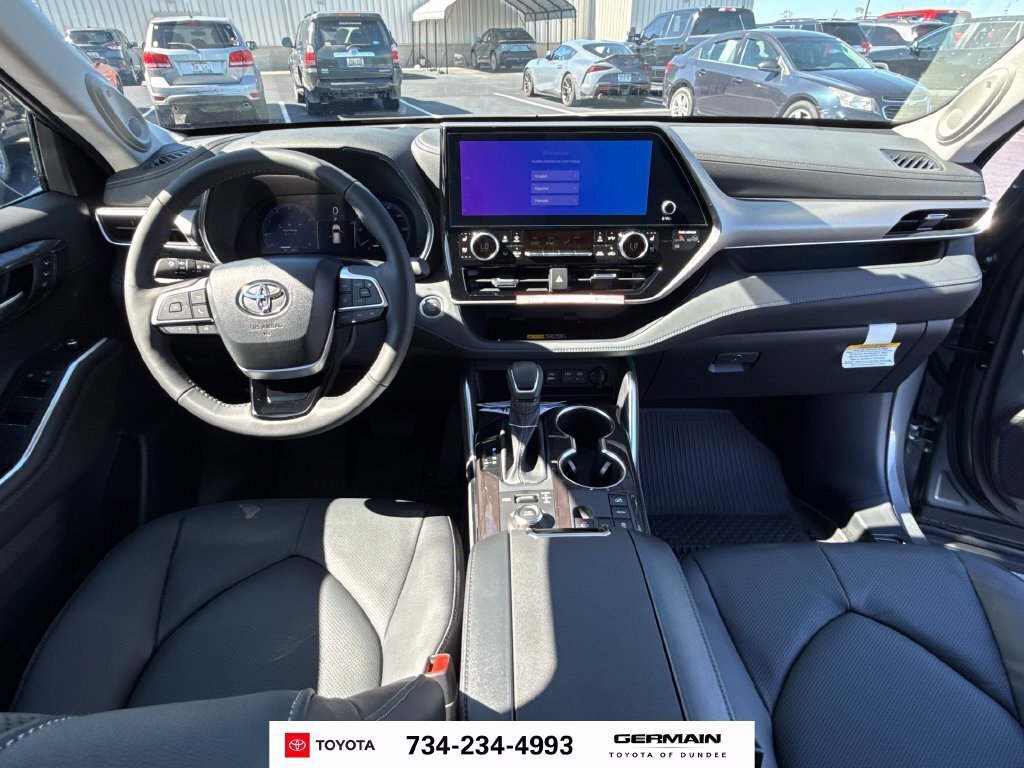 New 2026 Toyota Highlander Platinum AWD/4WD image 20