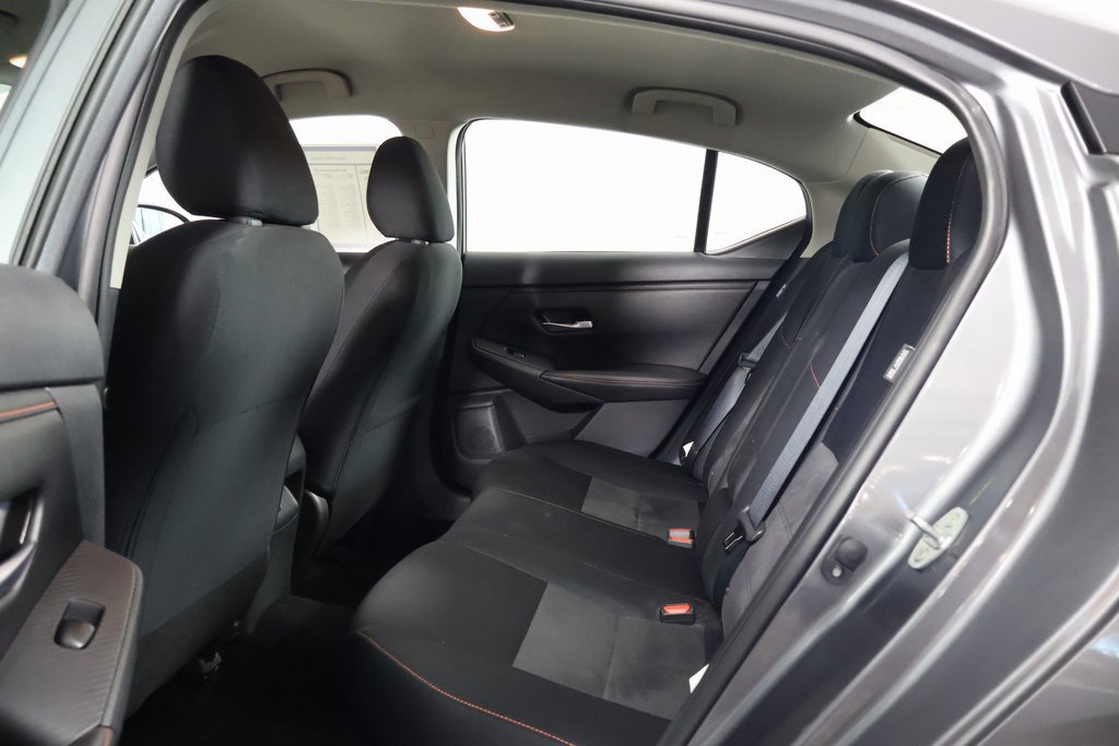 Used 2025 Nissan Sentra SR FWD image 11