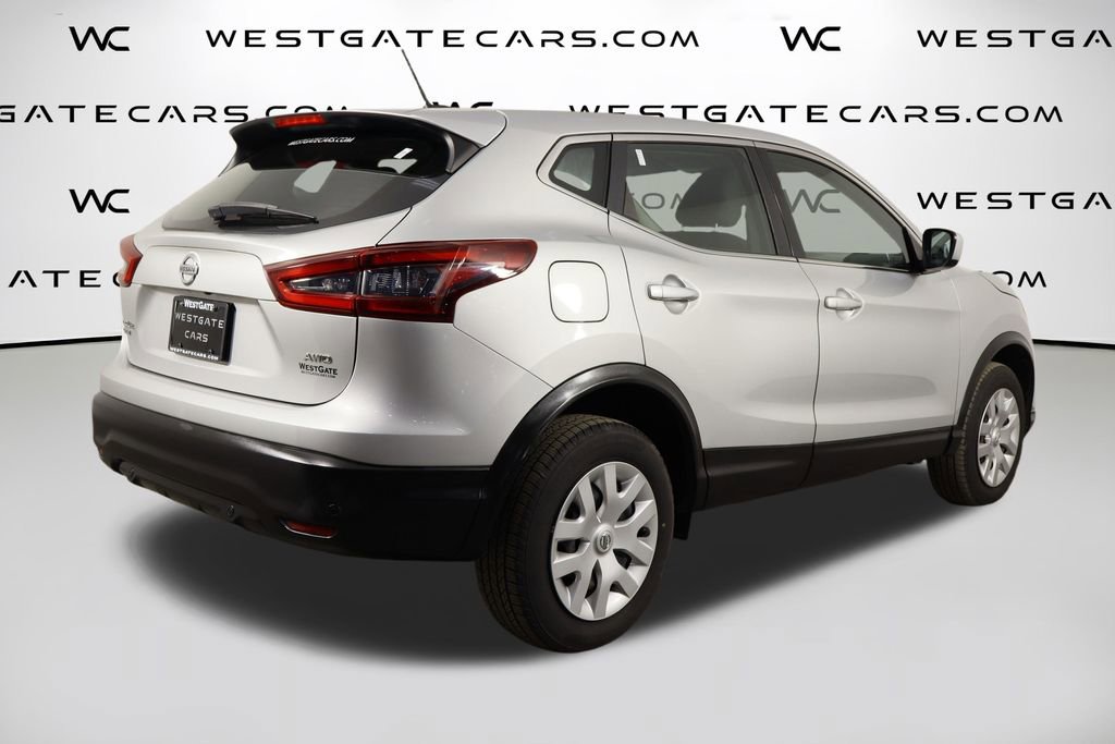 Used 2020 Nissan Rogue Sport S image 41