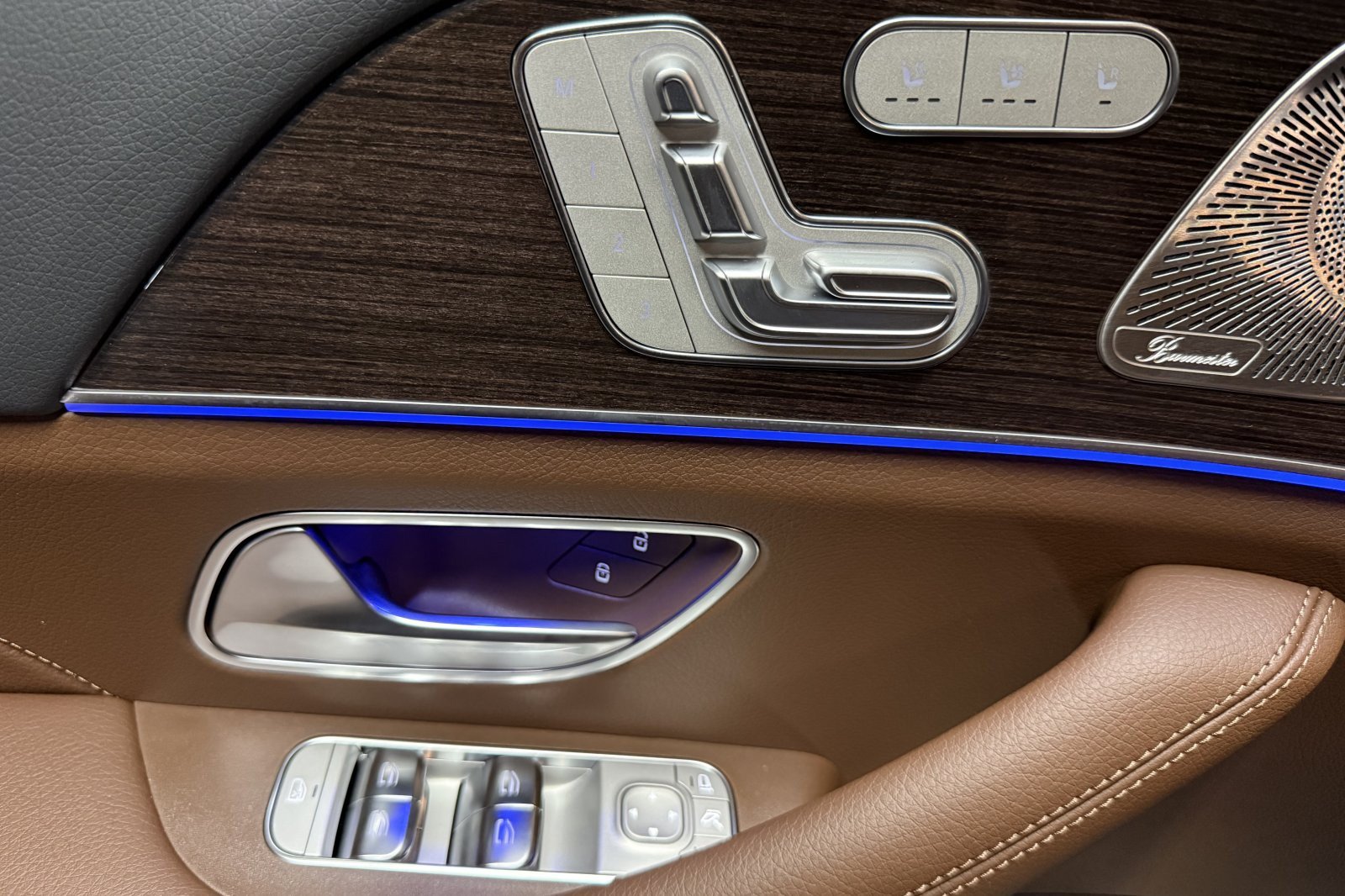 New 2026 Mercedes-Benz GLS 450 4MATIC image 10