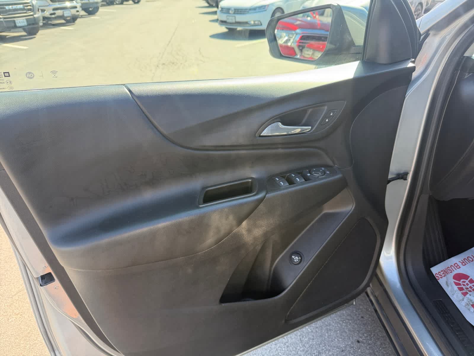 Used 2023 Chevrolet Equinox LT AWD/4WD image 12