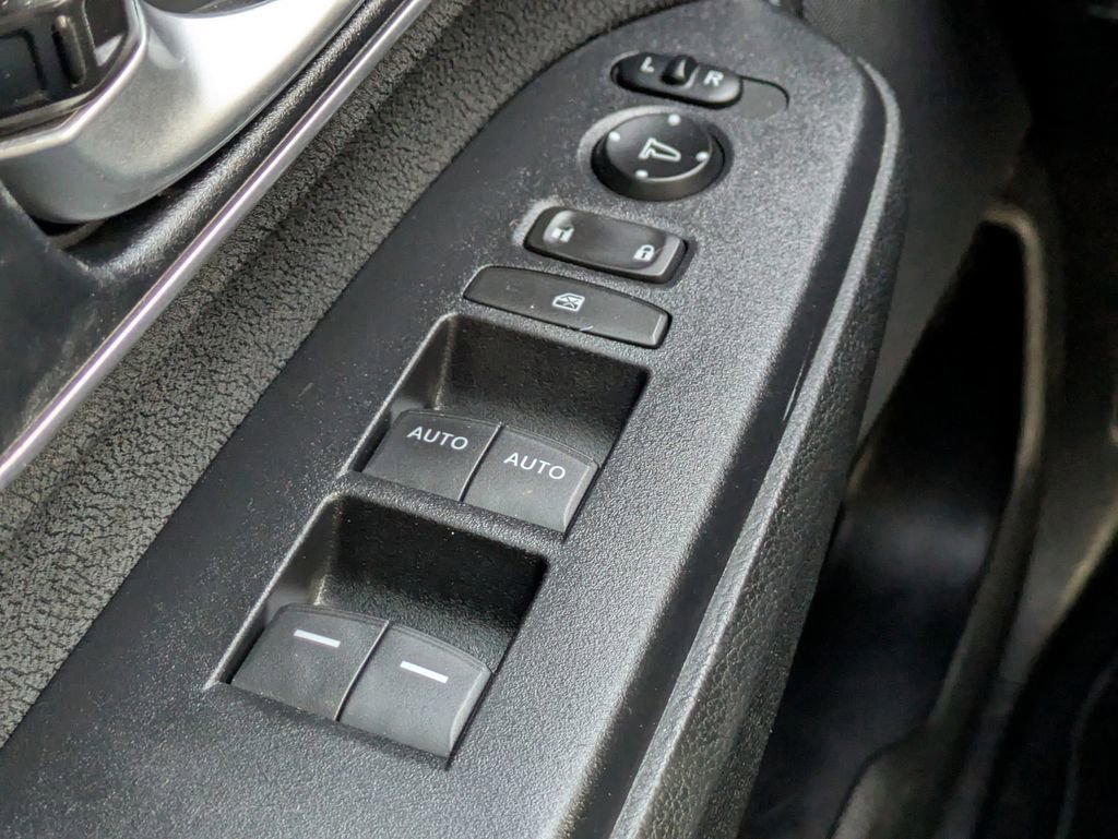 Used 2021 Honda CR-V EX image 25