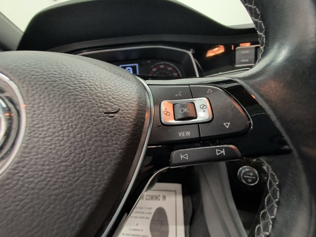 Used 2019 Volkswagen Jetta R-Line FWD image 18