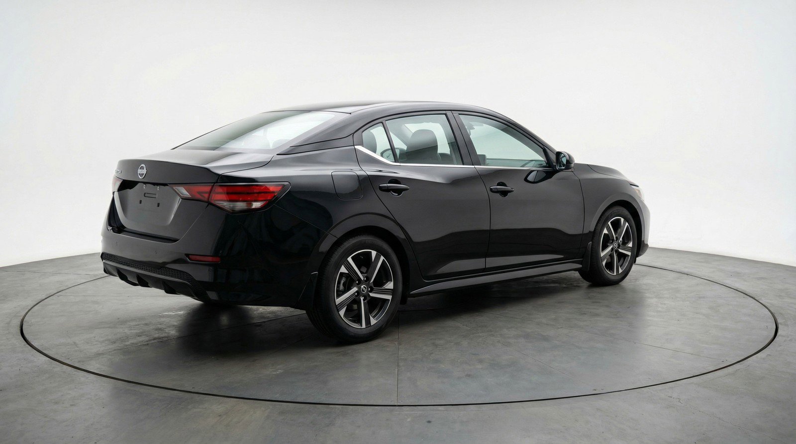 Used 2025 Nissan Sentra SV image 9