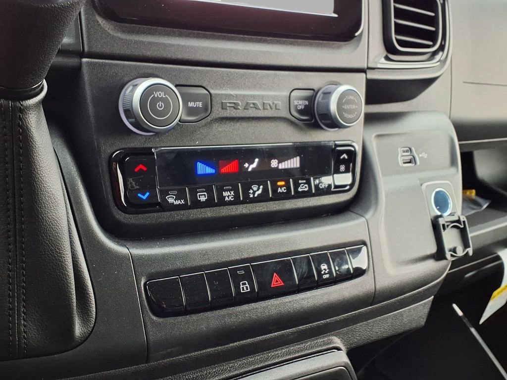 New 2026 RAM ProMaster 2500 w/ Convenience Group image 10