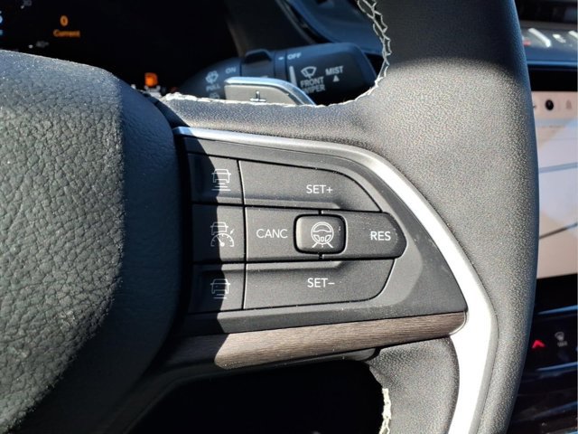 New 2026 Jeep Grand Cherokee Altitude AWD/4WD image 17
