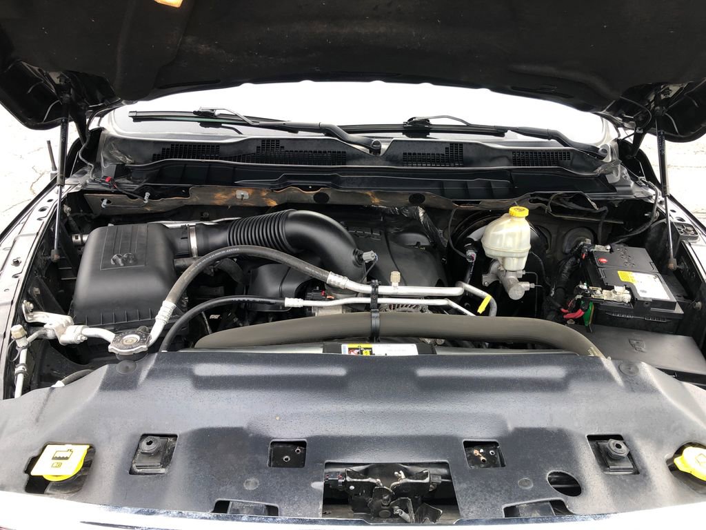 Used 2016 RAM 1500 Limited image 17