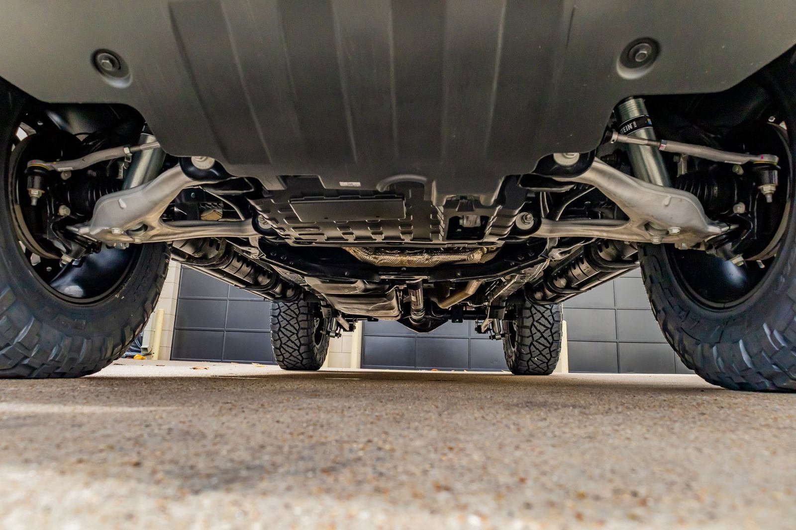 Used 2025 Ford Bronco Outer Banks image 15