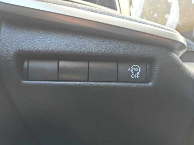 New 2026 Nissan Kicks S FWD image 10