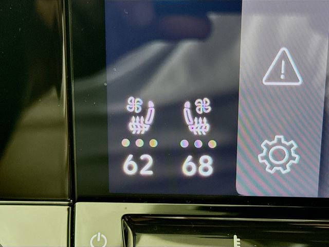 Used 2024 Volkswagen Atlas Cross Sport SE image 19