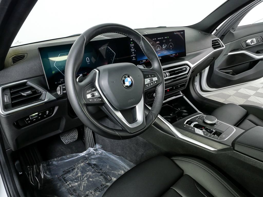 Used 2024 BMW 330i Sedan image 4